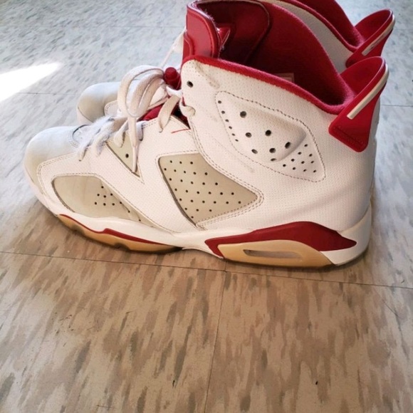 Jordan 6 - Picture 3 of 3